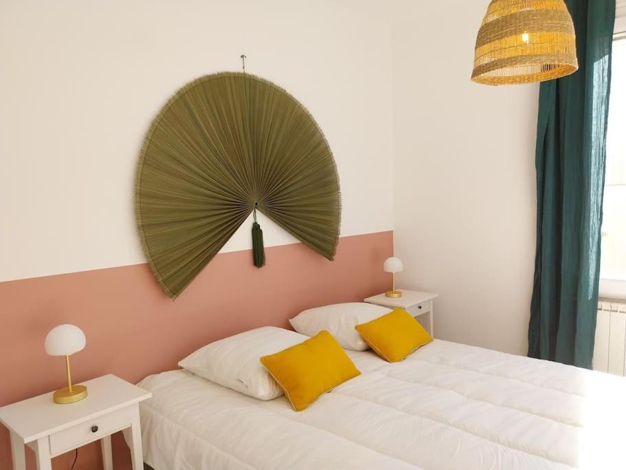 Charmant Appartement 3 Chambres Et Terrasse Eyragues Dış mekan fotoğraf