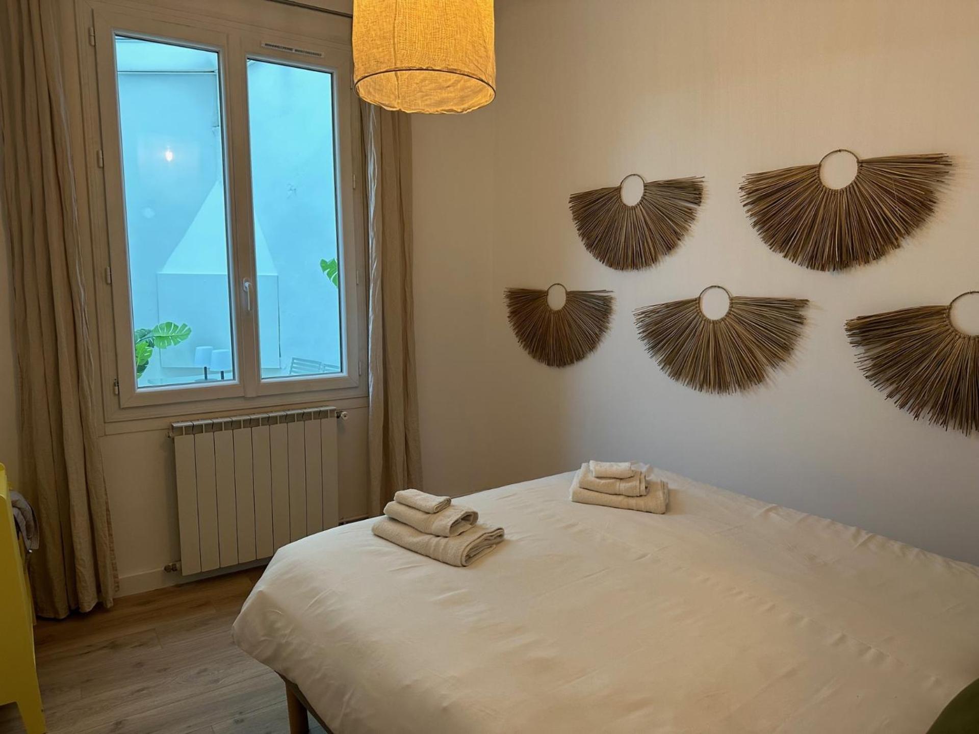 Charmant Appartement 3 Chambres Et Terrasse Eyragues Dış mekan fotoğraf